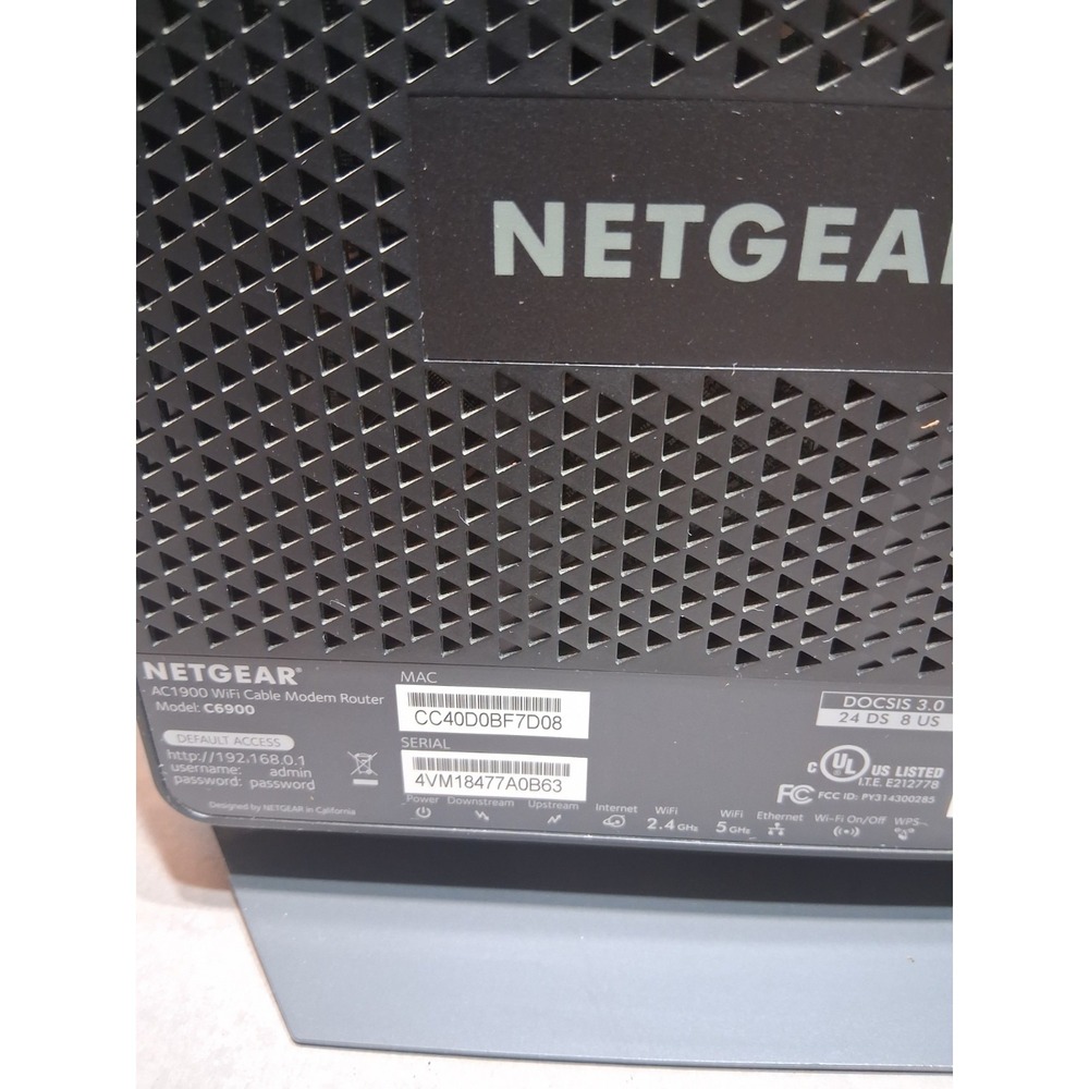 NETGEAR Nighthawk AC1900 WiFi DOCSIS 3.0 Cable Modem Router (C7000) - Picture 4 of 6